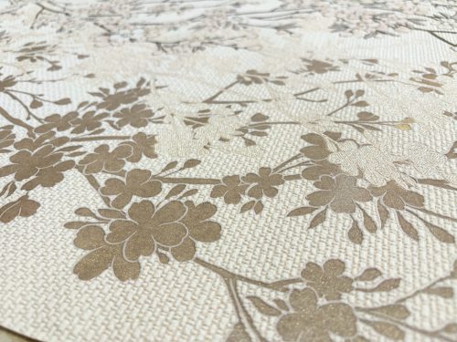 Cherry - Cseresznyevirágos bézs tapéta aranyozott mintával