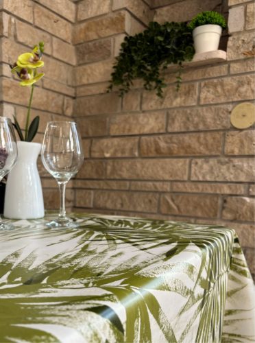 Viaszos vászon terítő 279 - Levélmintás 